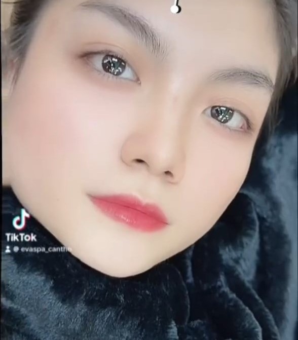 P2. 5 bí quyết nhỏ trước khi phun môi - giúp môi đẹp bền lâu | Eva Spa tư vấn