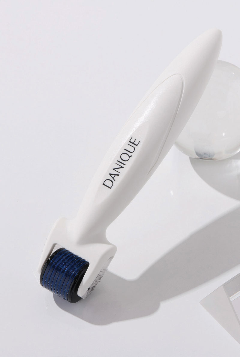 Con Lăn Vi Kim Chăm Sóc Da Danique Micro Needle Roller